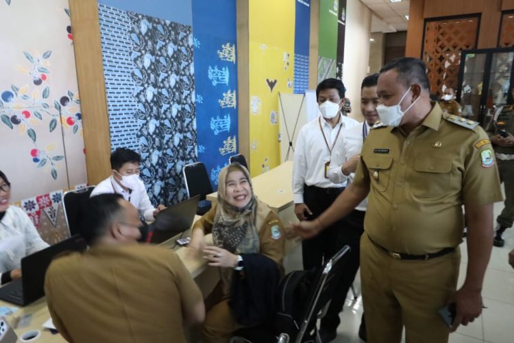 Kantor Pelayanan Pajak Bekasi Raya menjadi Project Pertama Pelaksanaan Implementasi NIK Sebagai NPWP Wajib Pajak Di Pemkot Bekasi