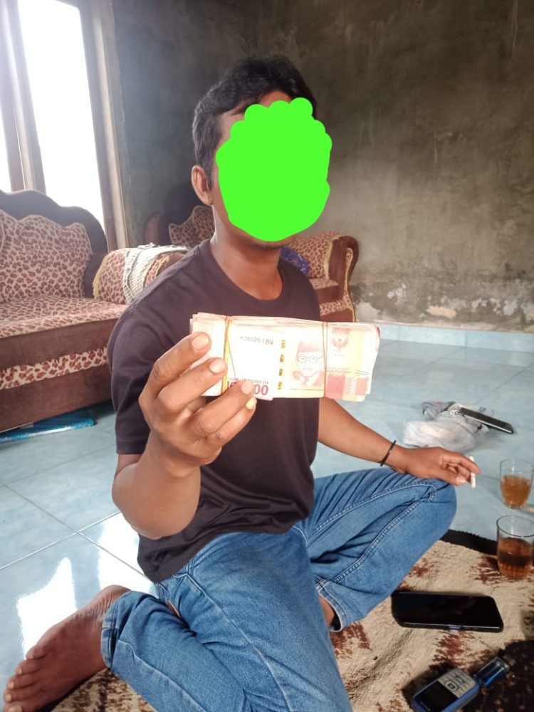 Bantuan Jasa Raharja Dipankas Oleh Kepala Kampung (MulYono)Sumber Makmur.Kecamat Banjar Margo