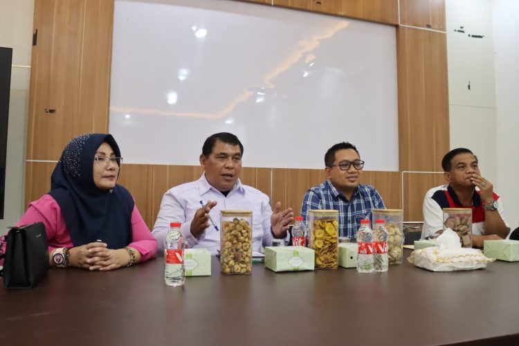 Hari Terakhir Monev UU KIP, Bagian Humas Kunjungi PPID Pelaksana Kecamatan Jati Asih